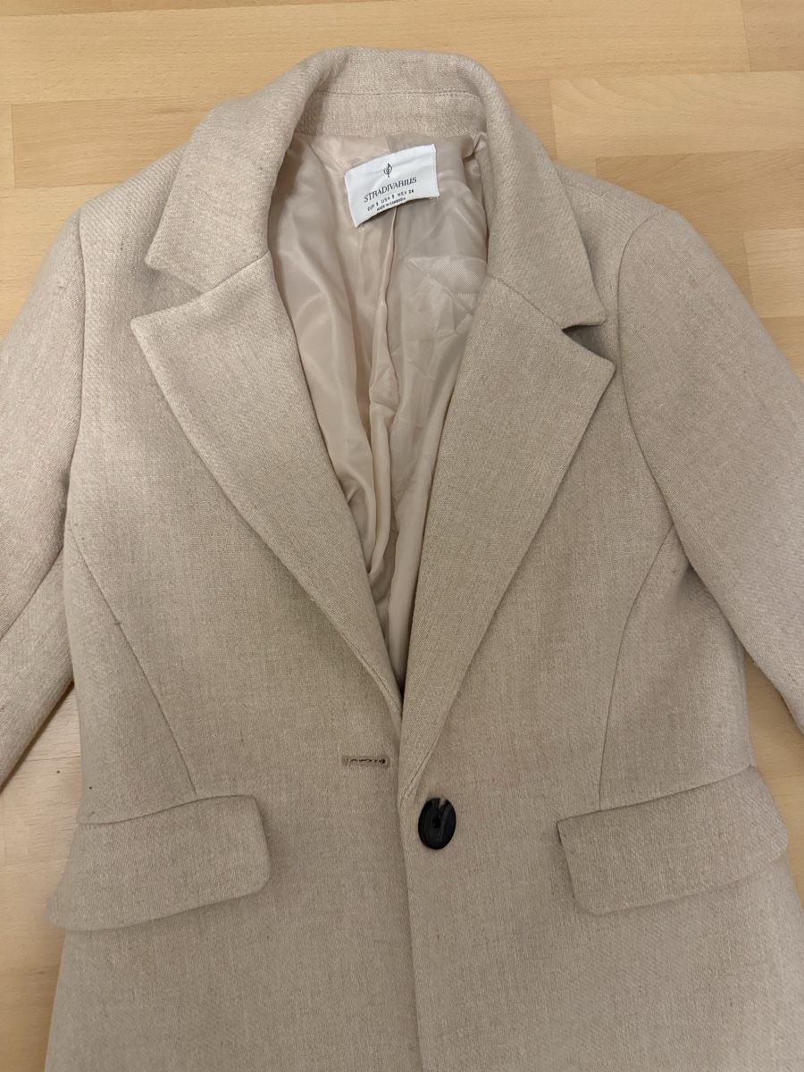 Stradivarius Mäntel: Stradivarius Mantel Gr. S – Neu (gemäss Beschreibung) aus Rapperswil SG von cxmm 2