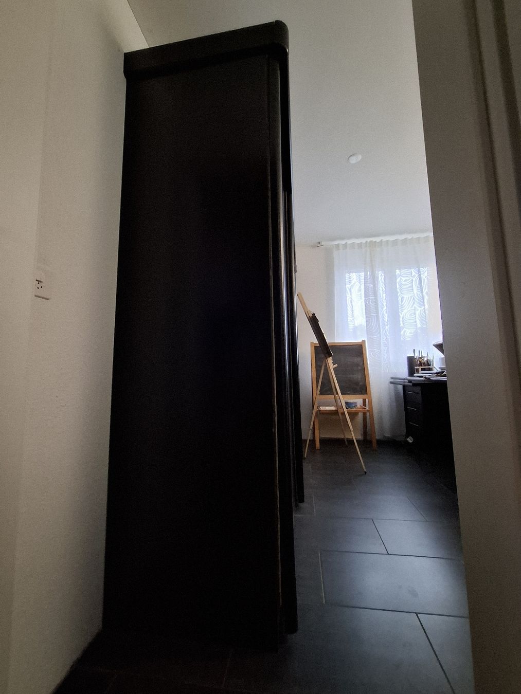 Armadi: Schwarzer Schiebetürenschrank – Usato da Luzern venduto da wvg_lt6m 1