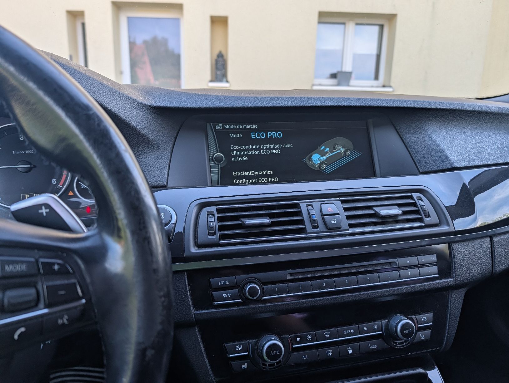 BMW Automobili: BMW 525xd x-drive – Usato da Le Locle venduto da flo_5856 8