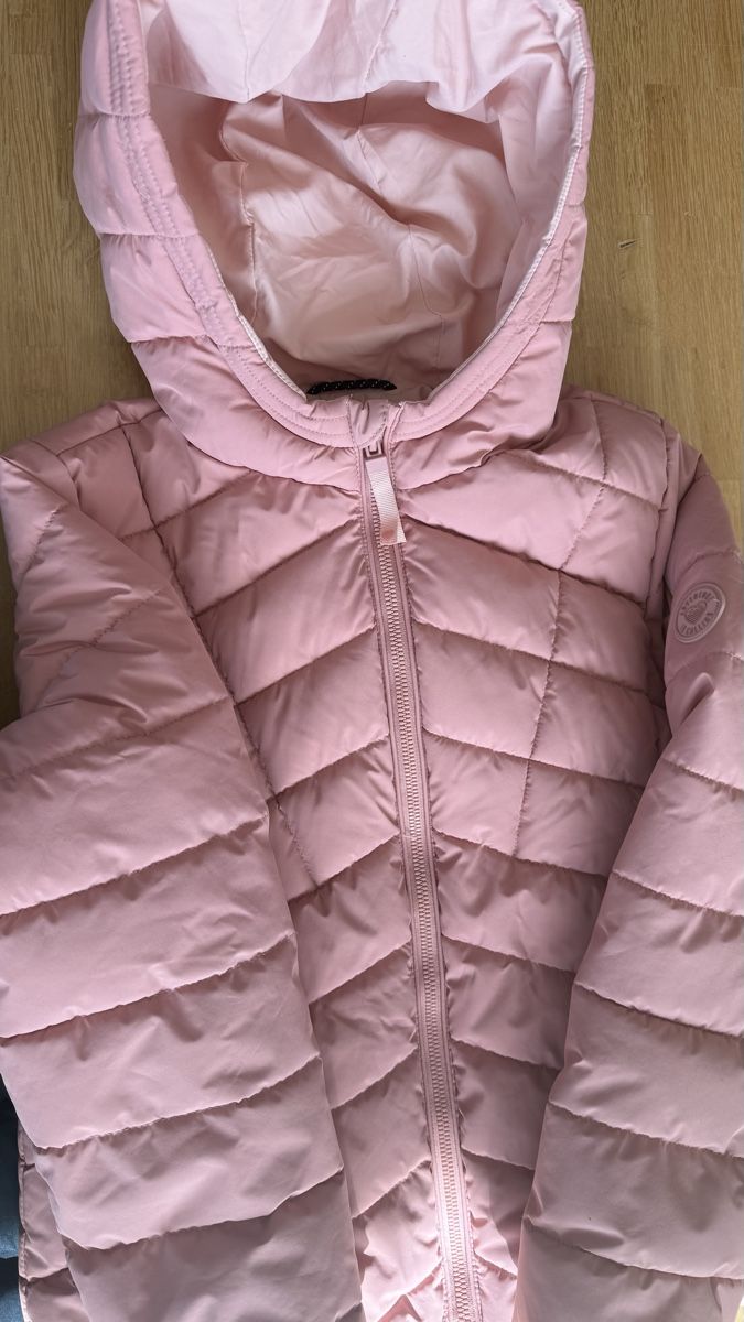 Lotti & Set di vestiti: 2  Mädchen Winterjacken / Steppjacken gr.146 Schwarz & Rosa – Usato da Winterthur venduto da -BeHappy24- 4