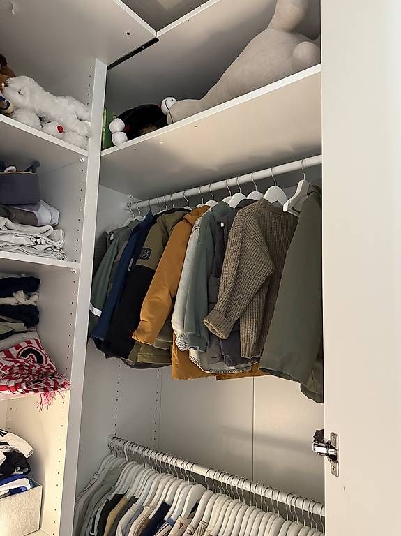 Armadi: IKEA PAX Eckkleiderschrank – Usato da Seuzach venduto da van_6l7n 3