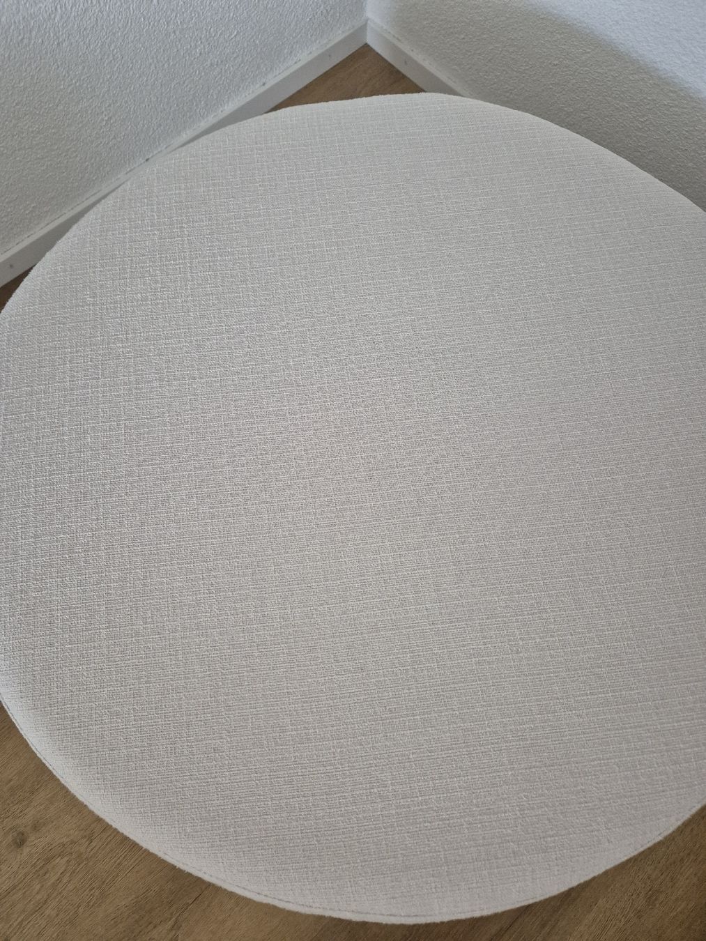 Hocker: Stoffhocker rund – Gebraucht aus Niederhelfenschwil von usa001 1