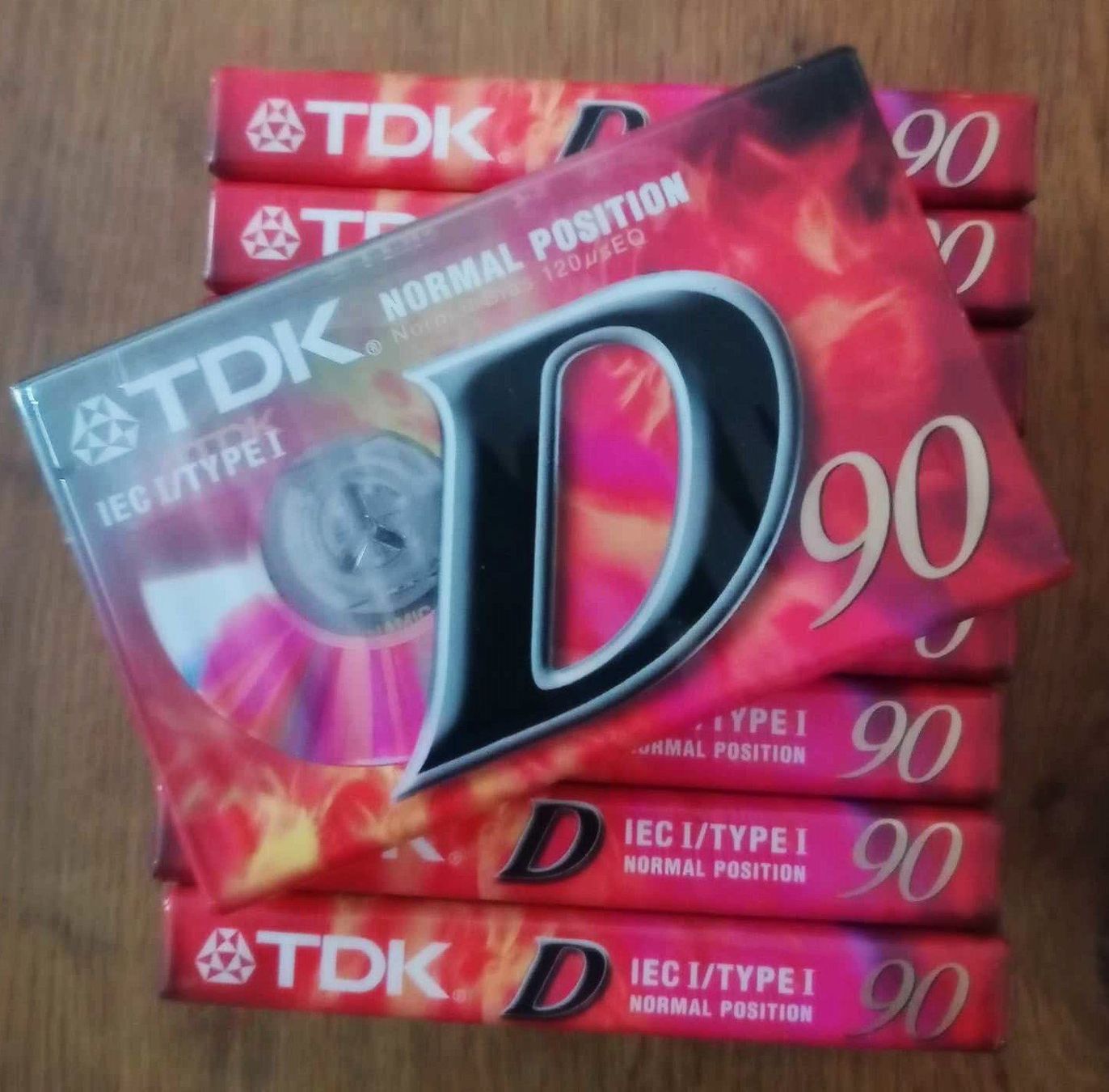 Musicassette: TDK D-90 - cassette MC /  scellées – Usato da Le Locle venduto da borgespatricia 1