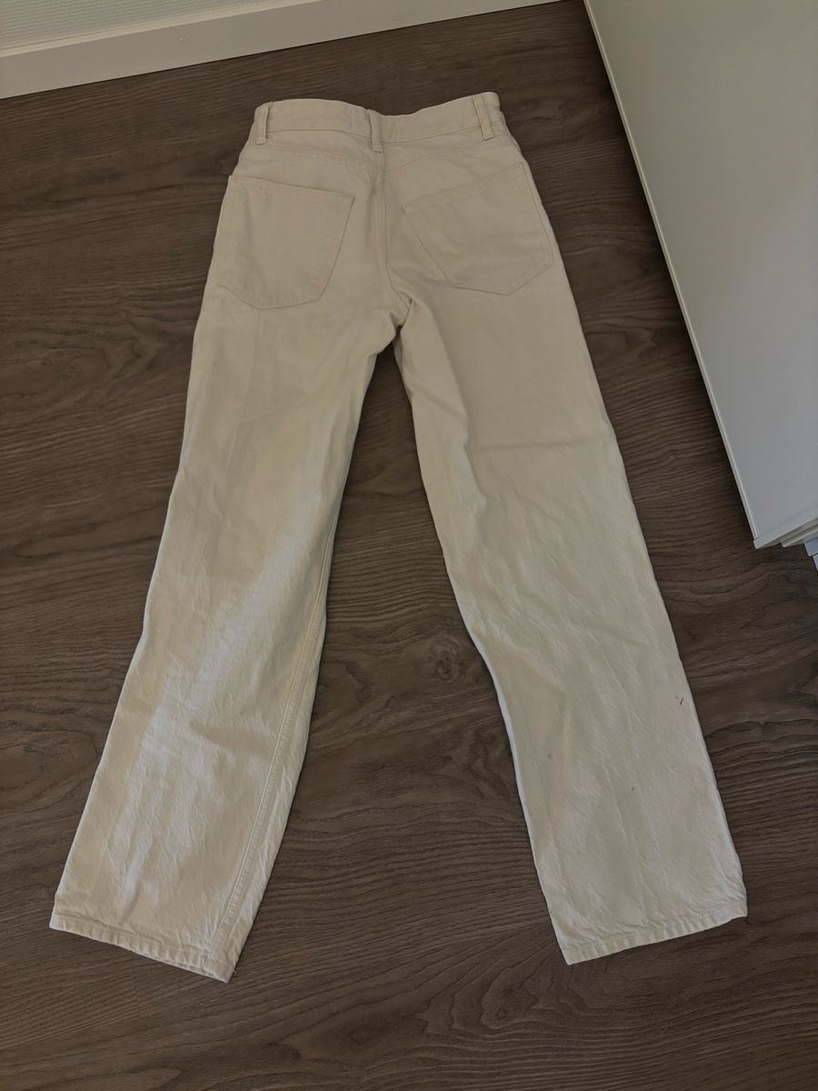 Zara Jeans: Beige Zara Jeans Grösse. 34 – Gebraucht aus Winterthur von beijaflor777 3