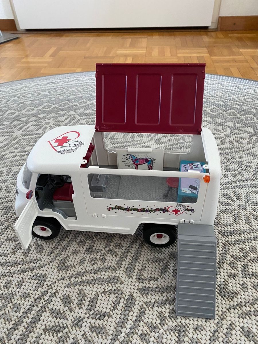 Playmobil Spielzeuge: Tierarzt Mobile – Gebraucht aus Volketswil von Latinozh5 3