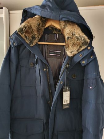 Tommy Hilfiger Jacke , Grösse M, neu - ungetragen