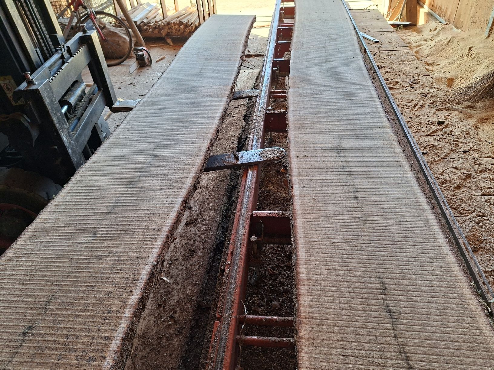 Articoli in legno: Eichenbretter 60mm – Nuovo (secondo la descrizione) da Büren SO venduto da baschi87