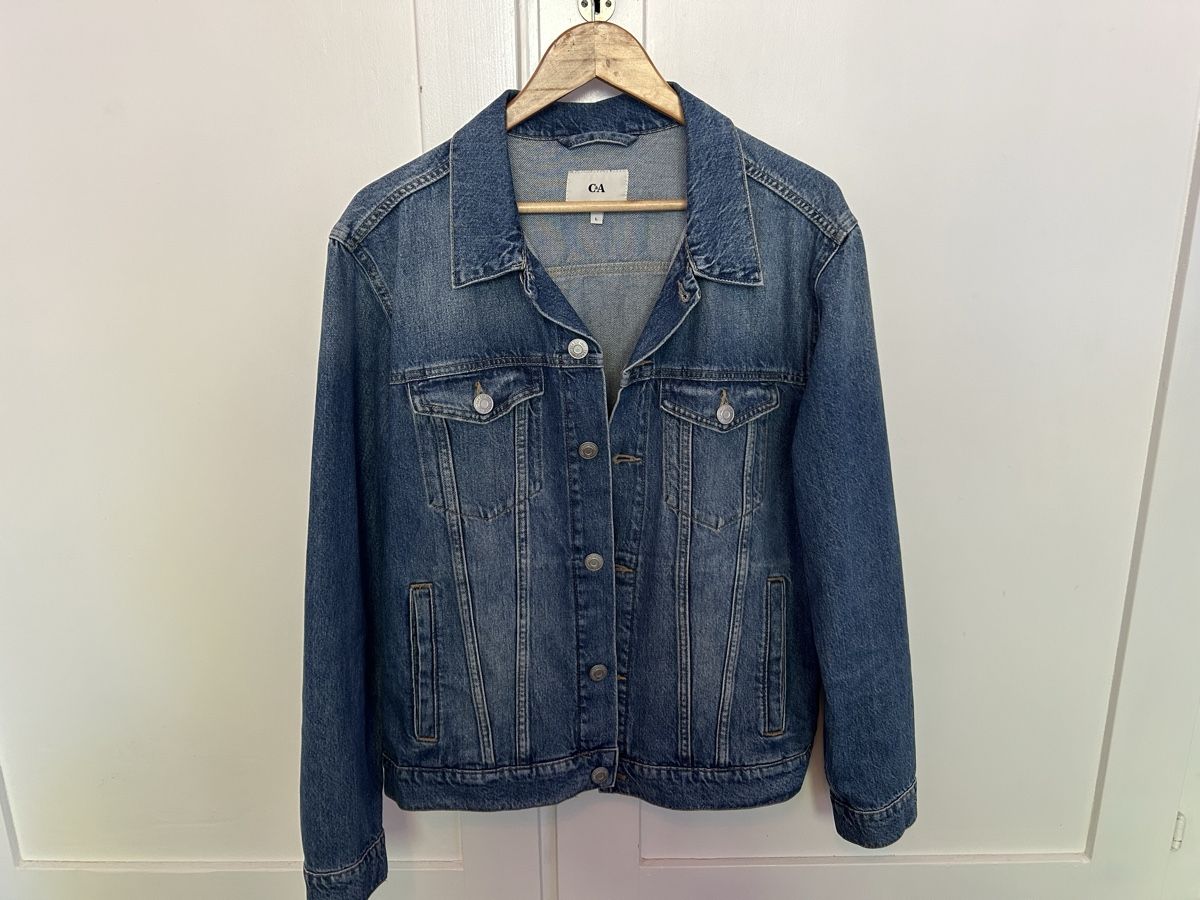 Giacche: C&A Jeans Jacke, Gr. L, Denim Look – Usato da Urtenen-Schönbühl venduto da tiptog