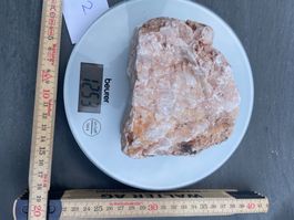 Baryt / Schwerspat roh rosa 1250 Gramm Gewicht