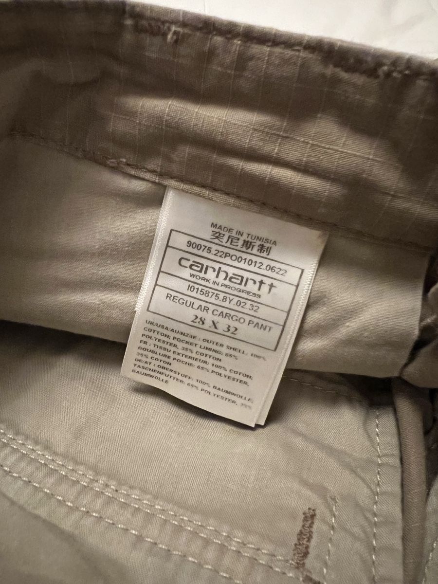 Carhartt Pantaloni: Carhartt Cargo Pants, size 28x32 – Usato da Bern venduto da EmptySpaceS 2