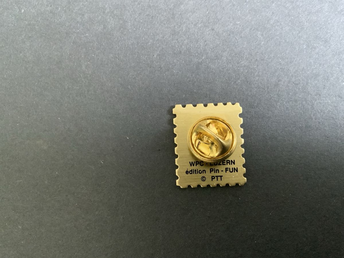 Swiss Plaquettes & Badges: Briefmarken Pin – D'occasion à Binningen par chr_cr5n 1