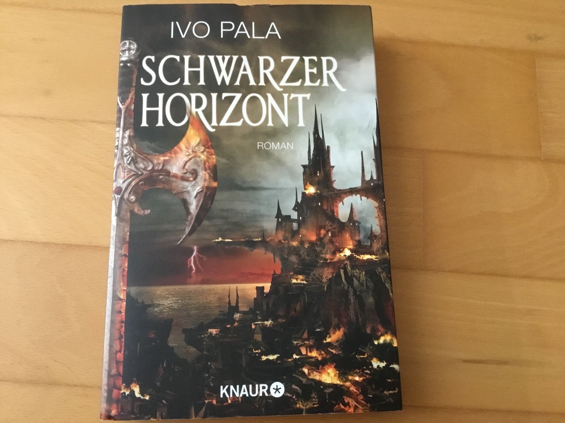 Libri: Ivo Pala: Schwarzer Horizont – Usato da Kerzers venduto da Georges3210