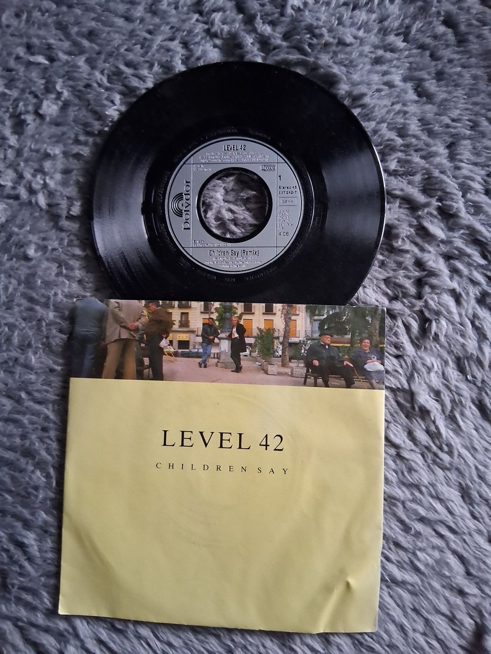 Dischi in vinile: LEVEL 42    CHILDREN SAY    7NER SINGLE – Usato da Wetzikon ZH venduto da Ramones01