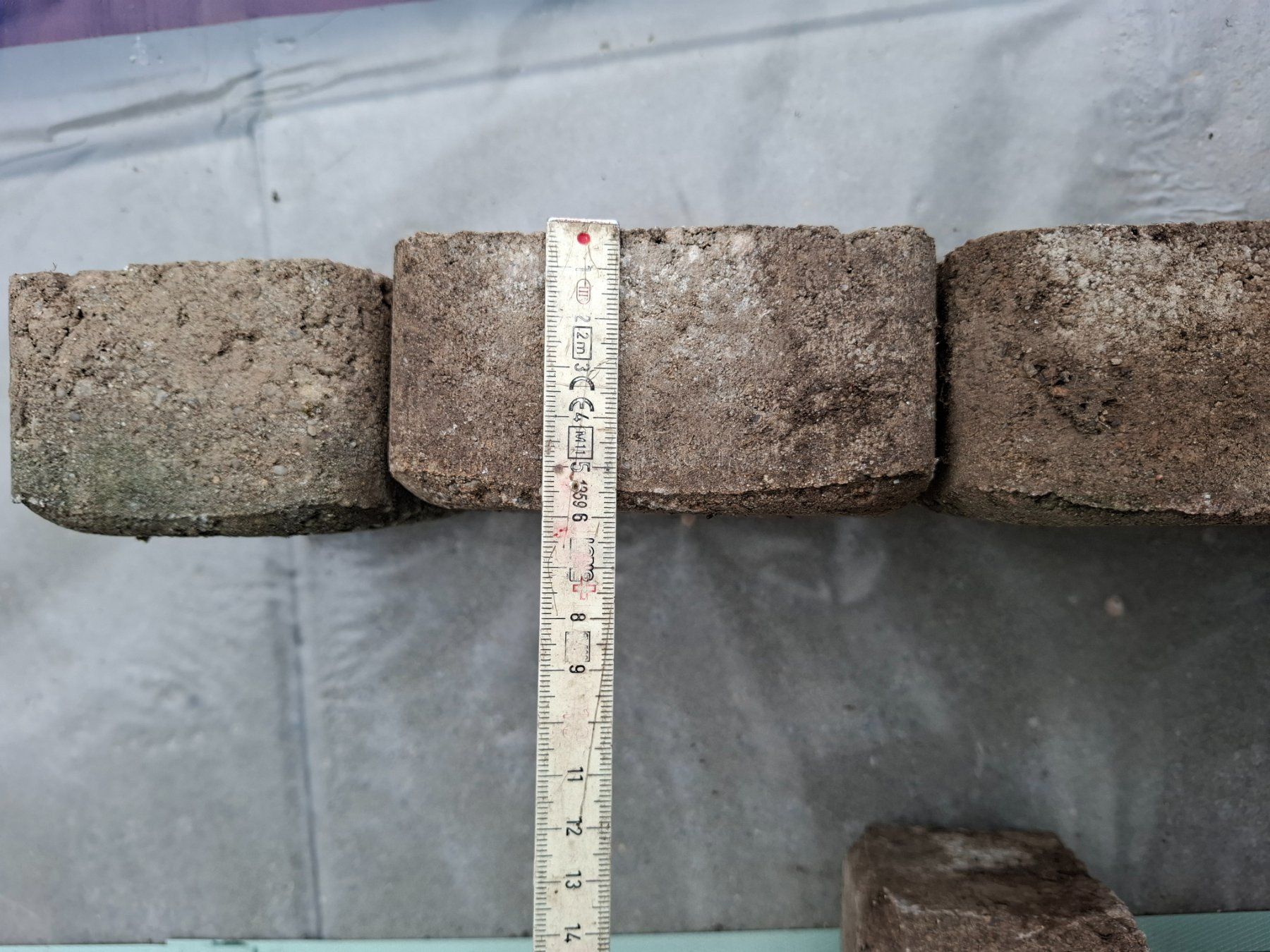 Pietre & tegole: Pflastersteine Beton grau gebraucht – Usato da Frick venduto da Pascal0133 1