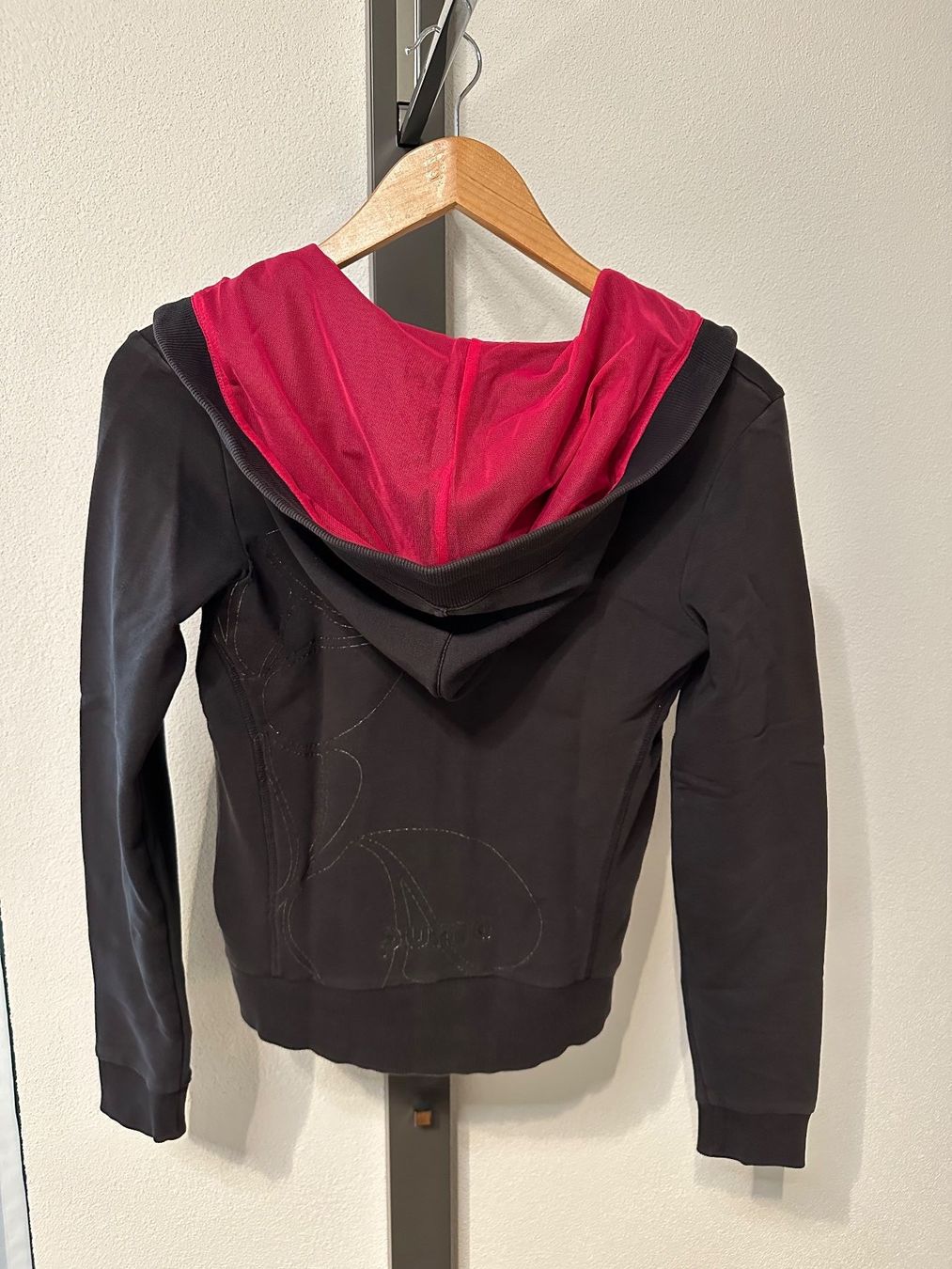 Puma Jacken: Puma Jacke, schwarz, Grösse XS – Gebraucht aus Winterthur von AngiDi 2