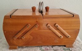 Antikes Nähkästchen Holz 1950