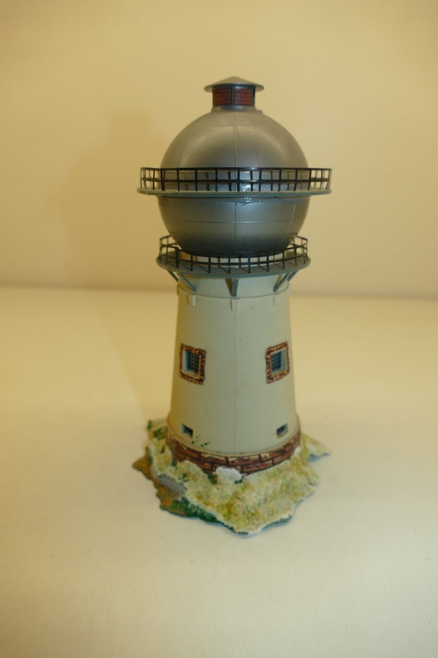 Modellini di ferrovie: Spur H0: Wasserturm – Usato da Niederhasli venduto da rail-duerst 2