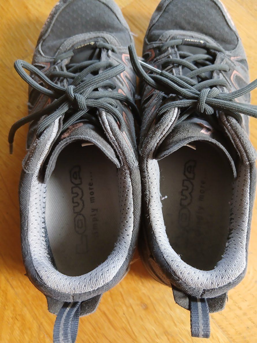Lowa Scarpe da uomo: Trekkingschuhe Lowa – Usato da Dübendorf venduto da Fip05 4
