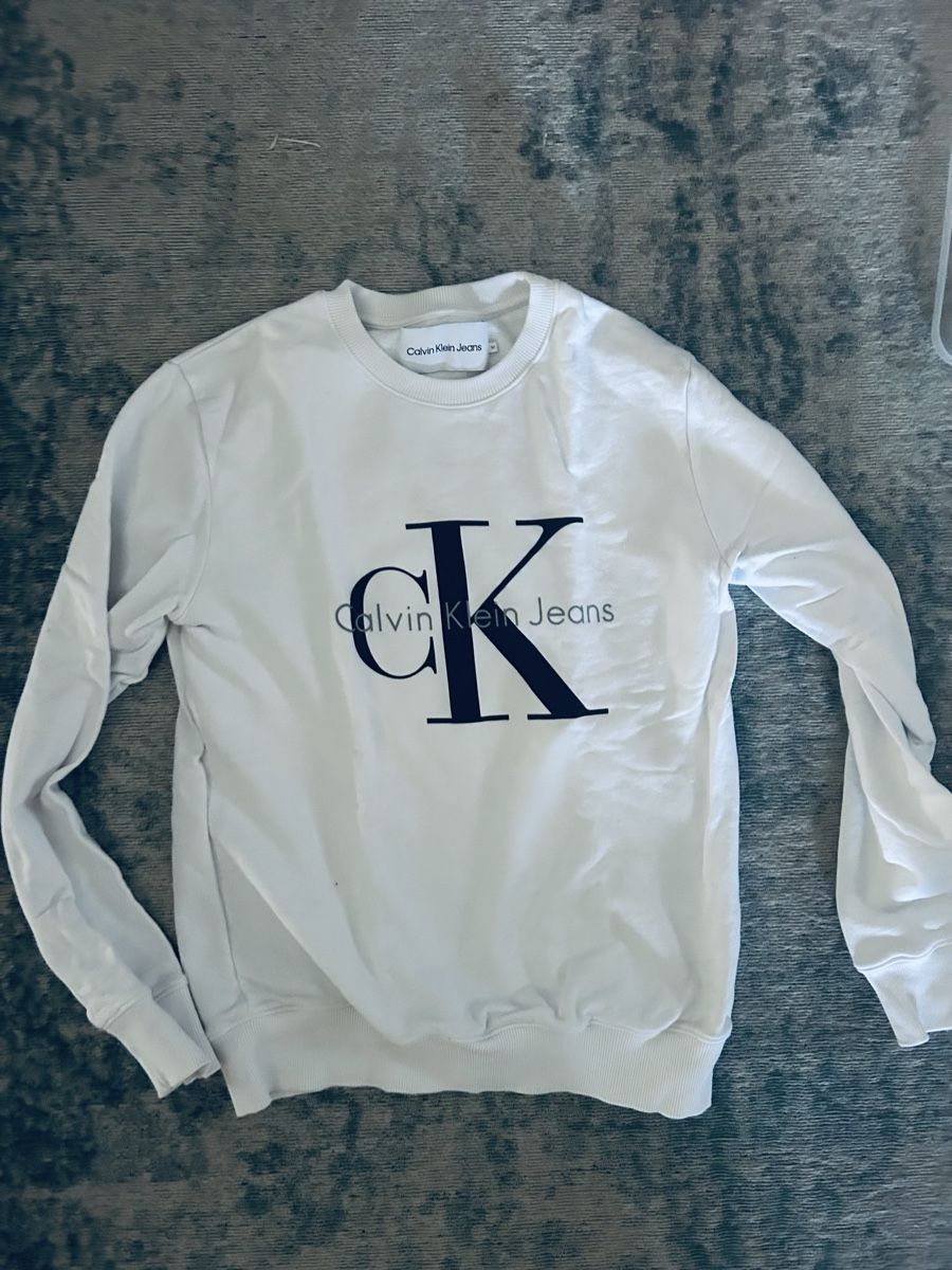 Calvin Klein Pullover & Sweatshirts: 2 x Calvin Klein Jeans Pullover grau & weiss Grösse M – Neu (gemäss Beschreibung) aus Bülach von Snip4u 1