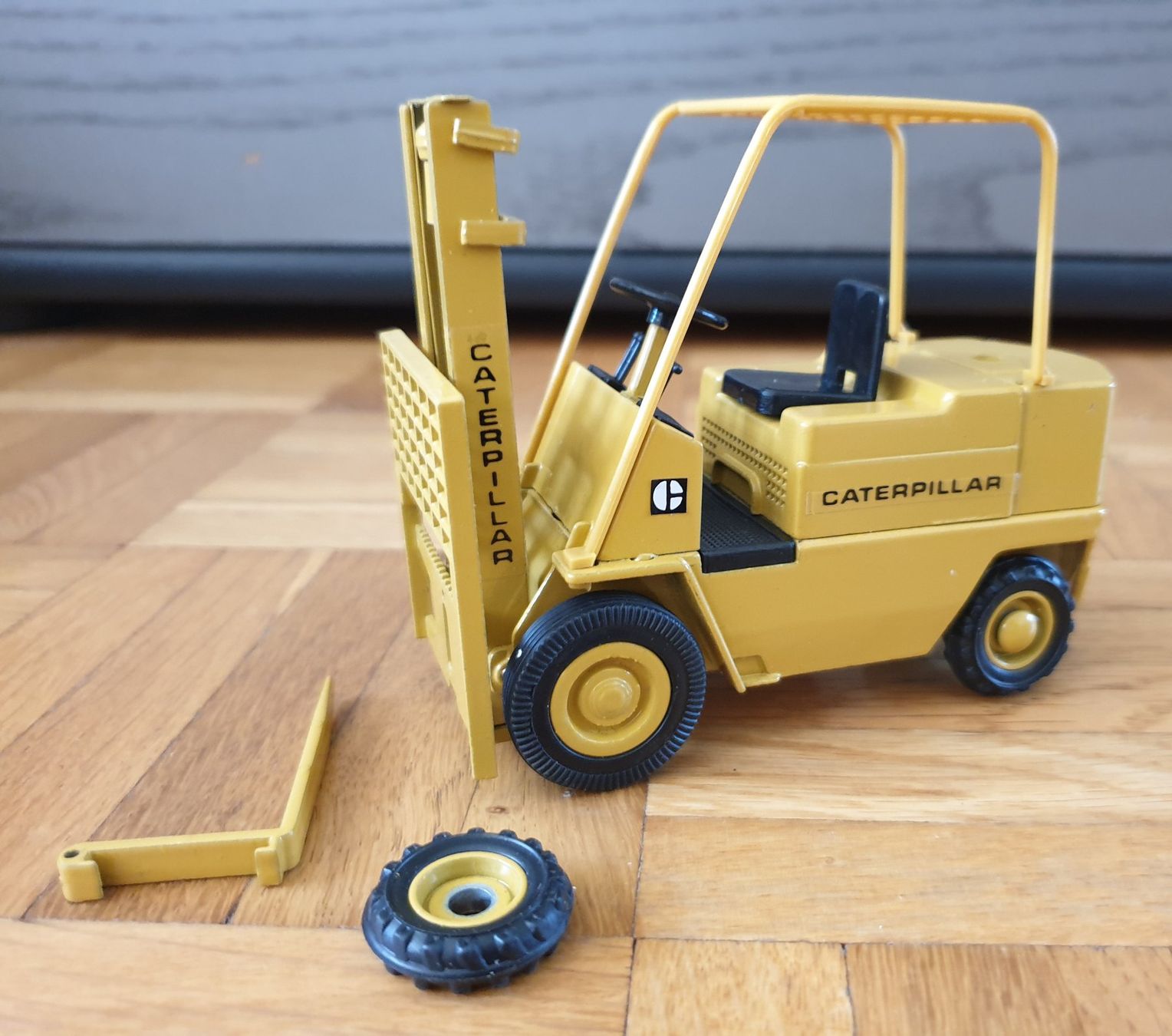 Giocattoli: Joal Hubstapler Caterpillar Ref 215 OVP   Made in Spanien – Difettoso da Wallisellen venduto da Walter8304 3