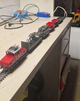 Lima H0 Eisenbahn Zug mit Ladekran und Wagen