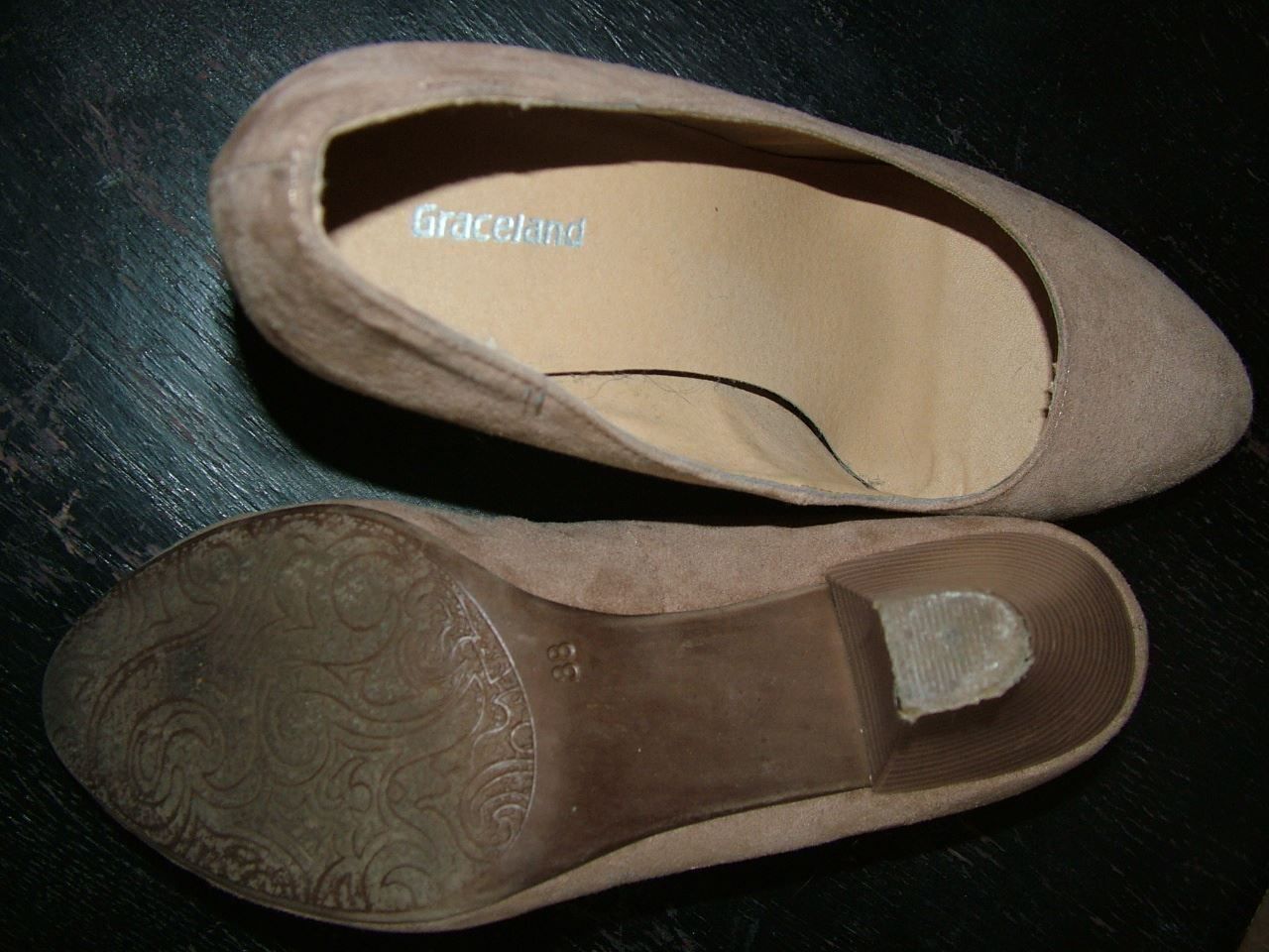 Graceland Scarpe da donna: Pumps von Graceland, Gr. 38, beige %%% – Usato da Nunningen venduto da Fashion-Ave51 1