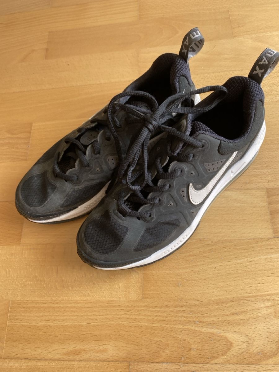 Nike Scarpe da donna: Nike Turnschuhe Gr. 36 – Usato da Illnau venduto da Dodo115