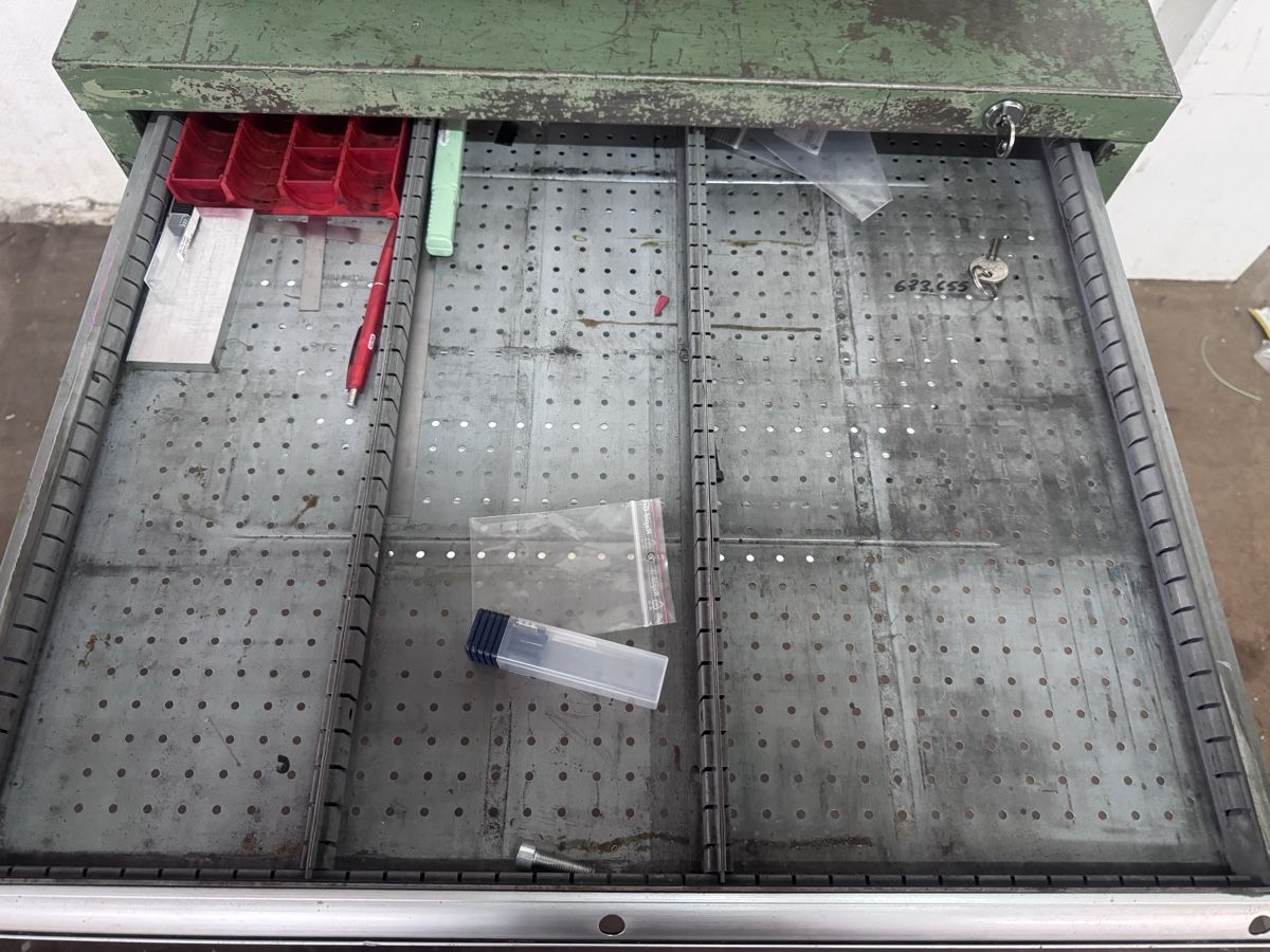 Lista Armadi: Lista Werkzeugschrank mit inhalt – Usato da Fiesch venduto da sch_tl8b 2