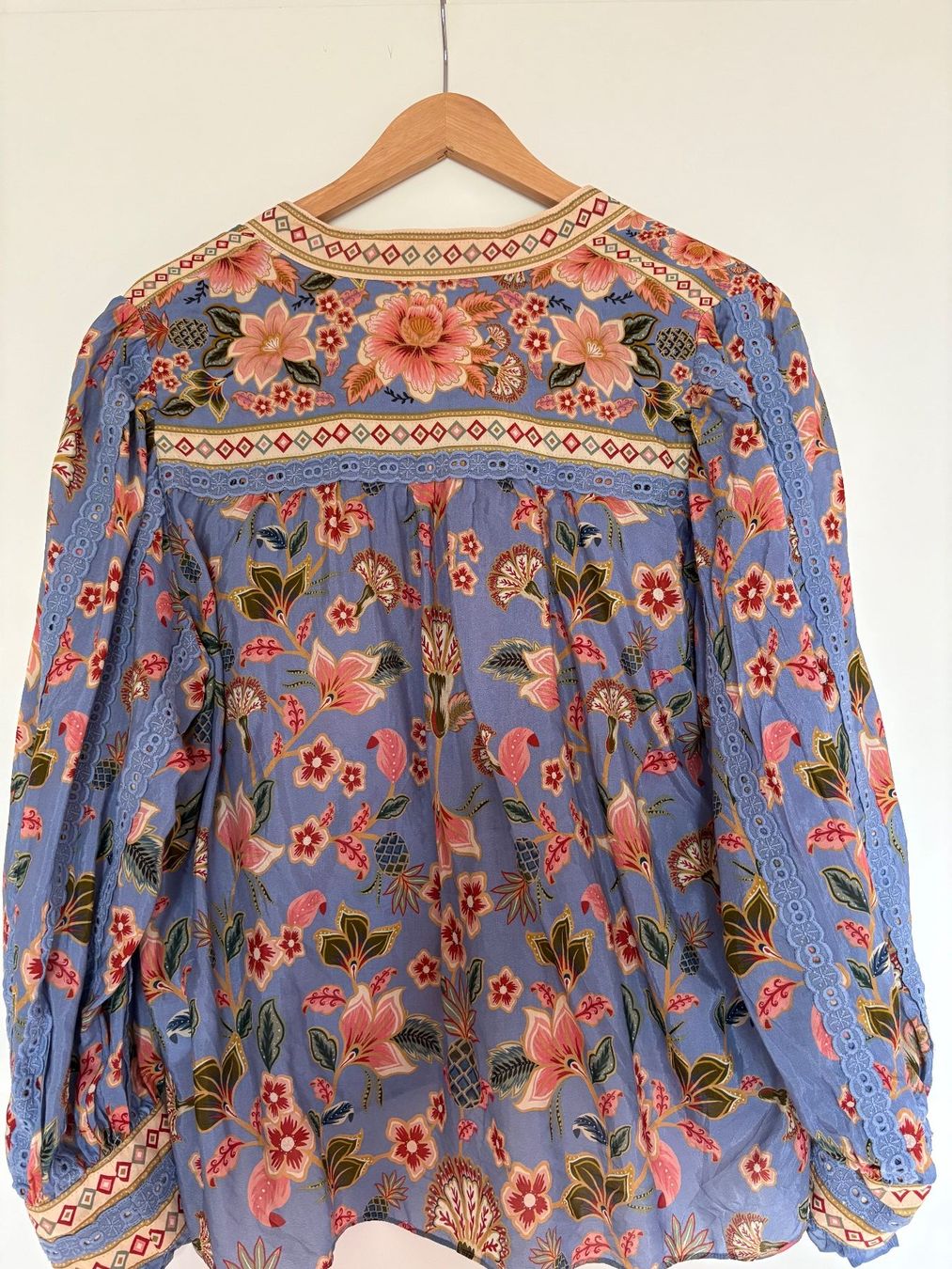 Farm Rio Chemisiers: Farm Rio chemise – Neuf (Voir description) à Hermance par sab_v8rw 4