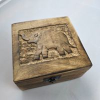 Holz Schmuckbox mit Elefant