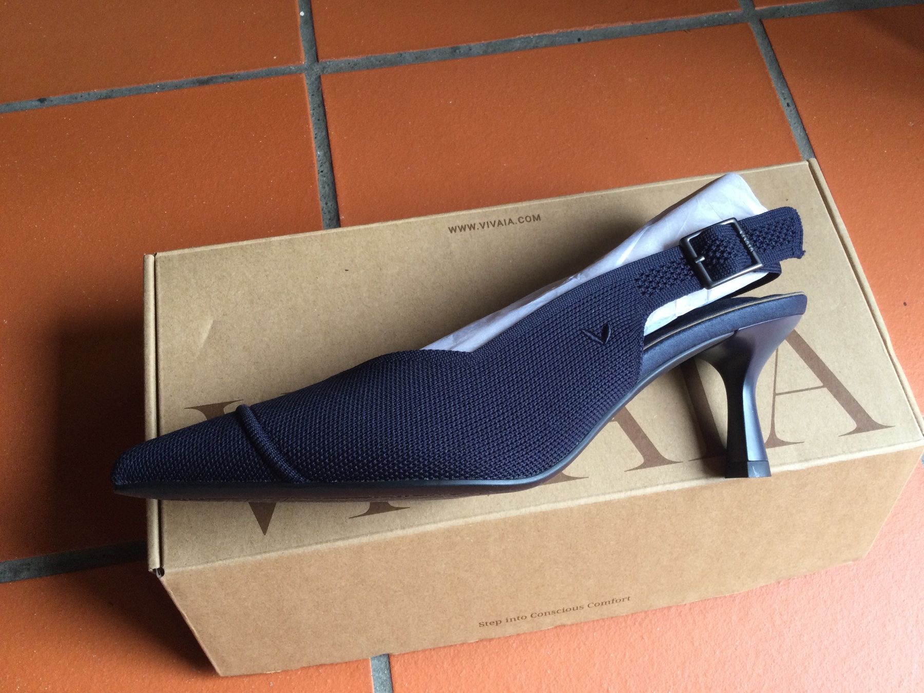 Vivaia Scarpe da donna: Slingpump Vivaia dunkelblau – Nuovo e nell'imballaggio originale da Zürich venduto da Vesperlynd 1