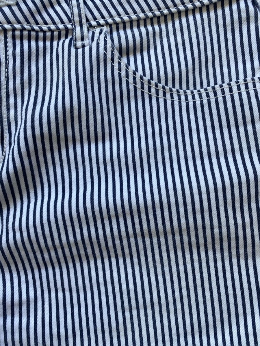 H&M Pantaloni: Joli short H&M 🎉 – Usato da Villeret venduto da Laloer22 1