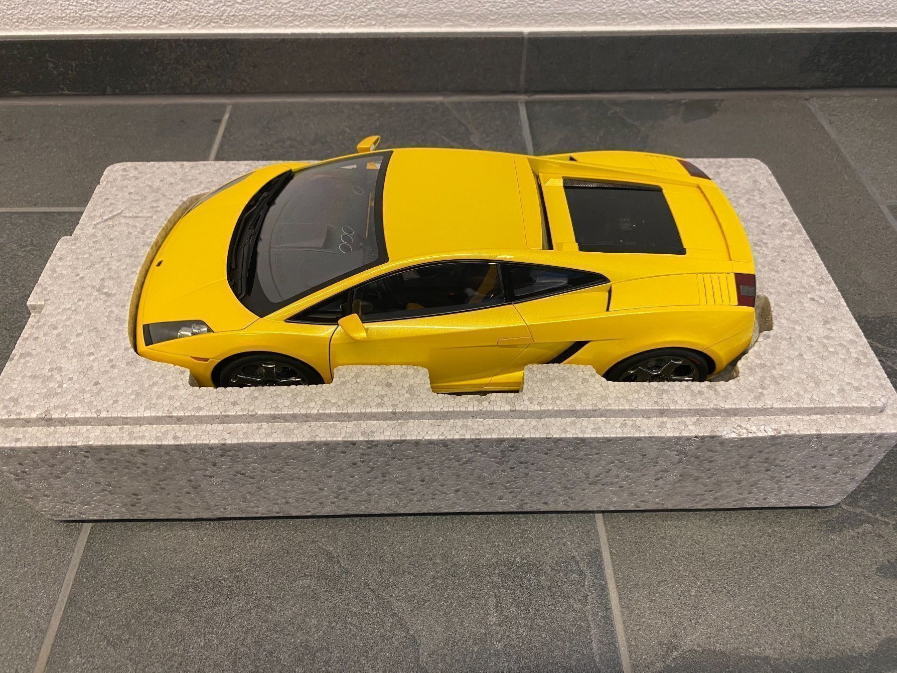 Lamborghini Modellini d'auto: Lamborghini Gallardo Autoart 1:12 – Usato da Oftringen venduto da fah_6chf