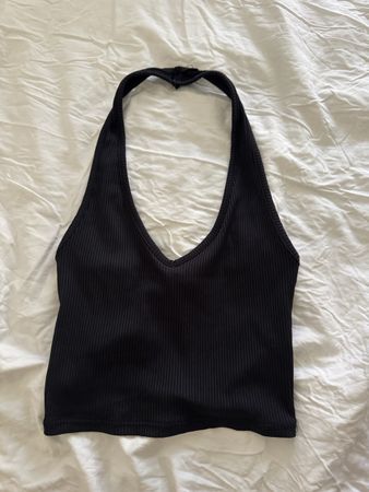 Halterneck Top gerippt schwarz in gutem Zustand