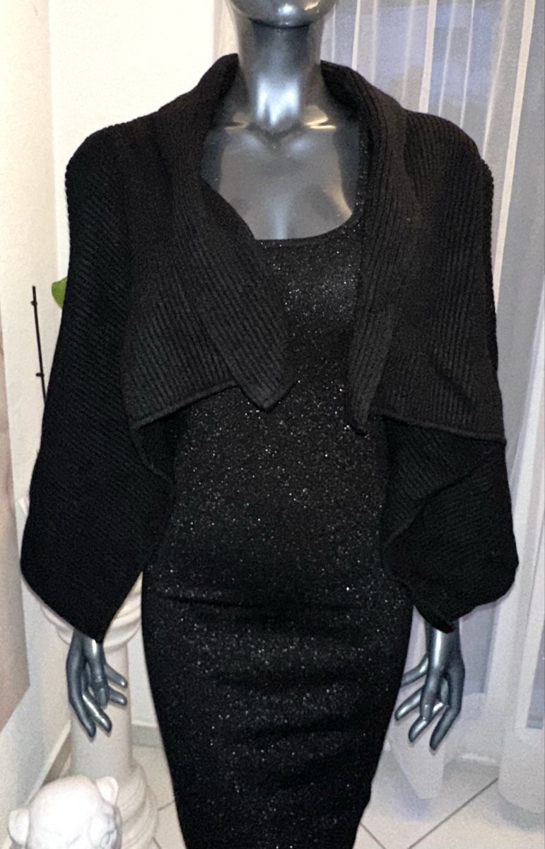 Altro in Moda donna: HINDAHL & SKUDELNY CAPE GR. S – Nuovo (secondo la descrizione) da Unteraegeri venduto da MH203