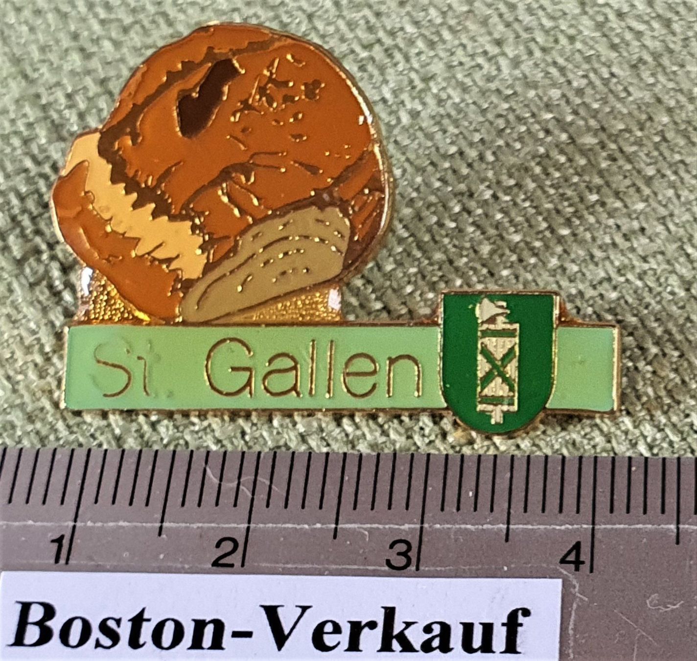 Placchette & Badge: D667 - Pin St. Galler Brot – Usato da Reinach BL venduto da Boston-Verkauf 1