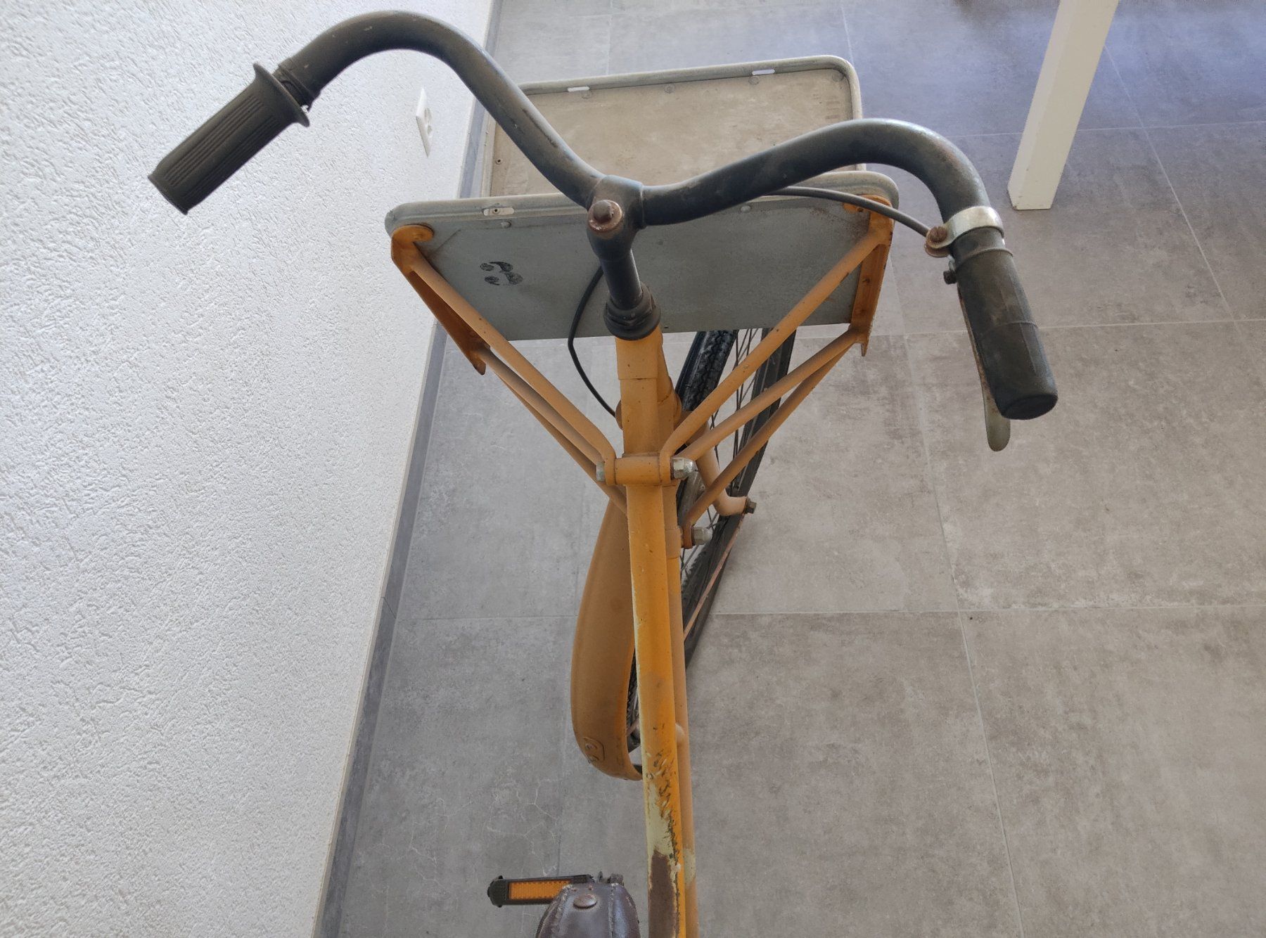 Biciclette: Ancien vélo de poste 1967 – Usato da Vicques venduto da Jardindhiver8 2