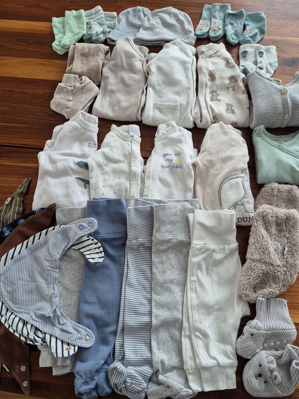 C&A Lotti & Set di vestiti: Kleiderpaket Baby Gr 56 – Usato da Volketswil venduto da Biin 2