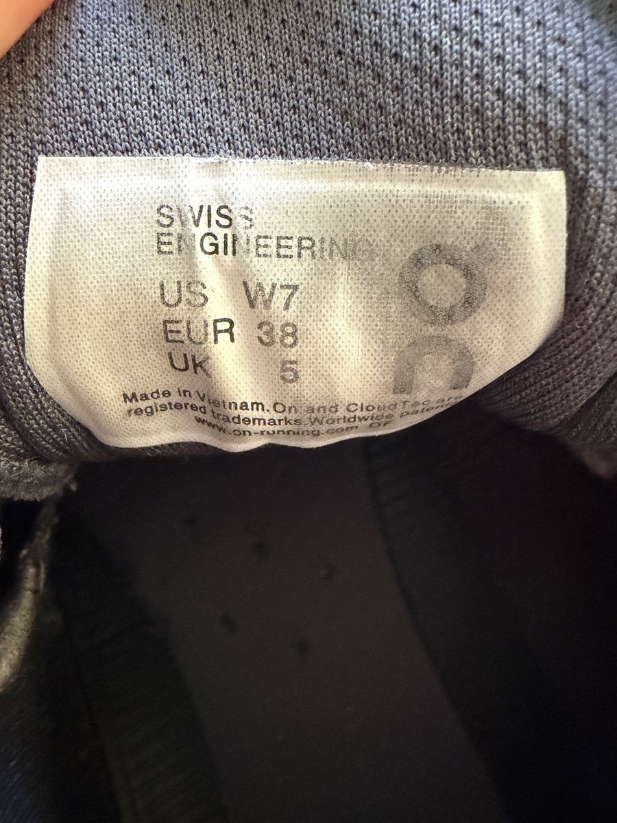 On Scarpe da uomo: Scarpe On Running donna EUR 38 usurate – Usato da Lugano venduto da can_xdd8 4