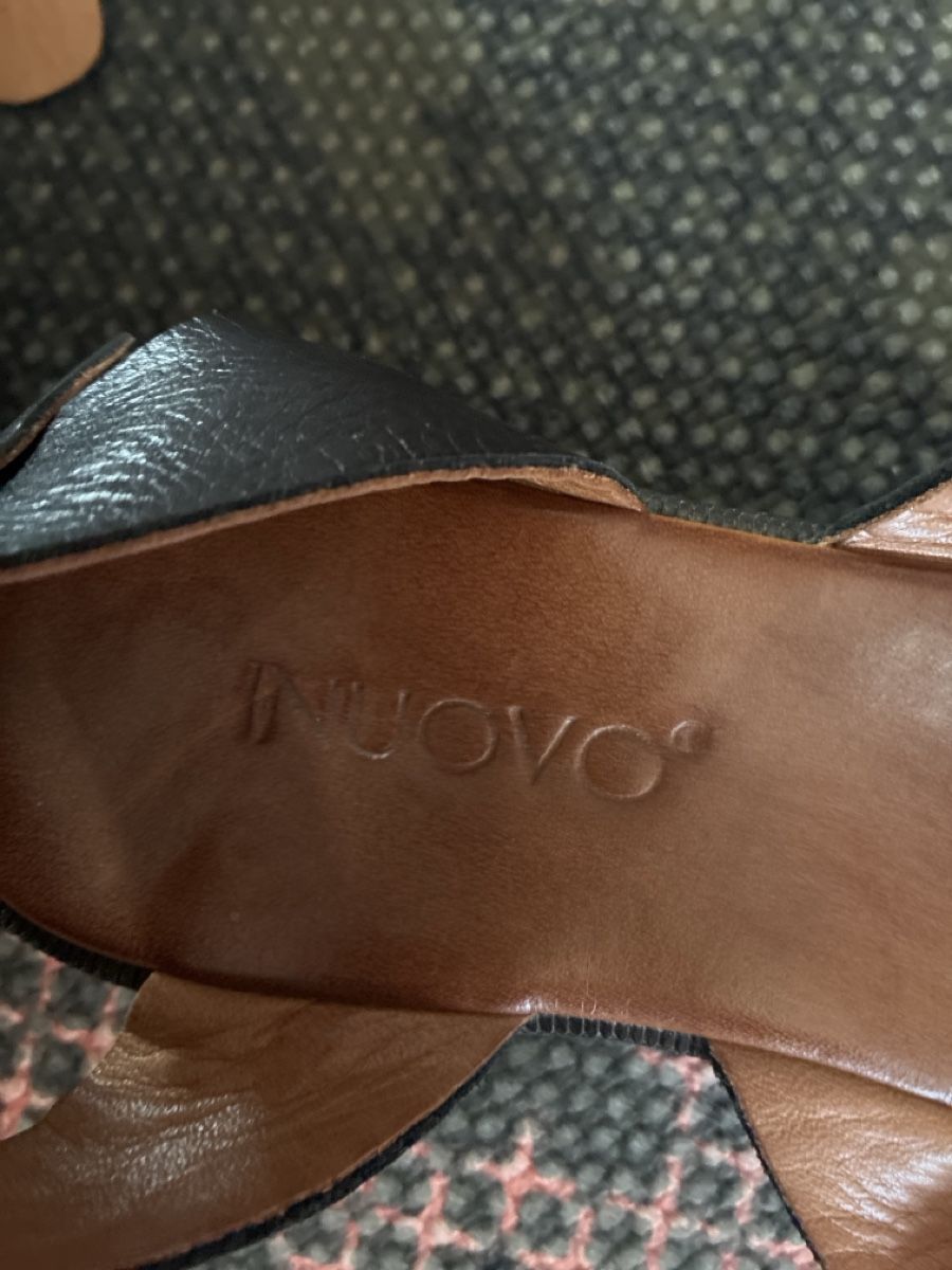 Scarpe da uomo: Sandales en cuir noir T36 – Usato da Biel/Bienne venduto da Lianumi 2