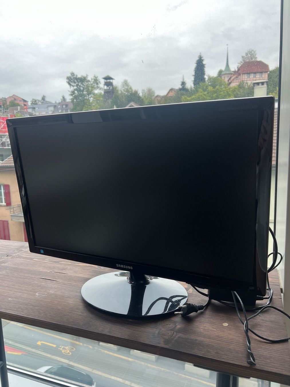Samsung Monitor: Monitor S24B300HL Samsung – Usato da Luzern venduto da fab_nj76