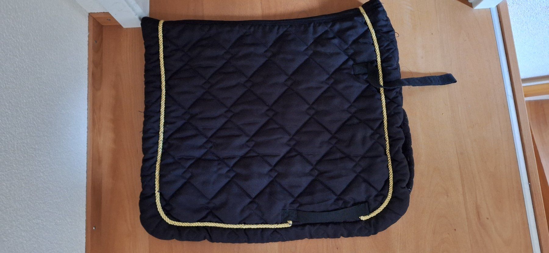 Coperte: Neuwertige Schabracke - DR – Usato da Milken venduto da Dnybe
