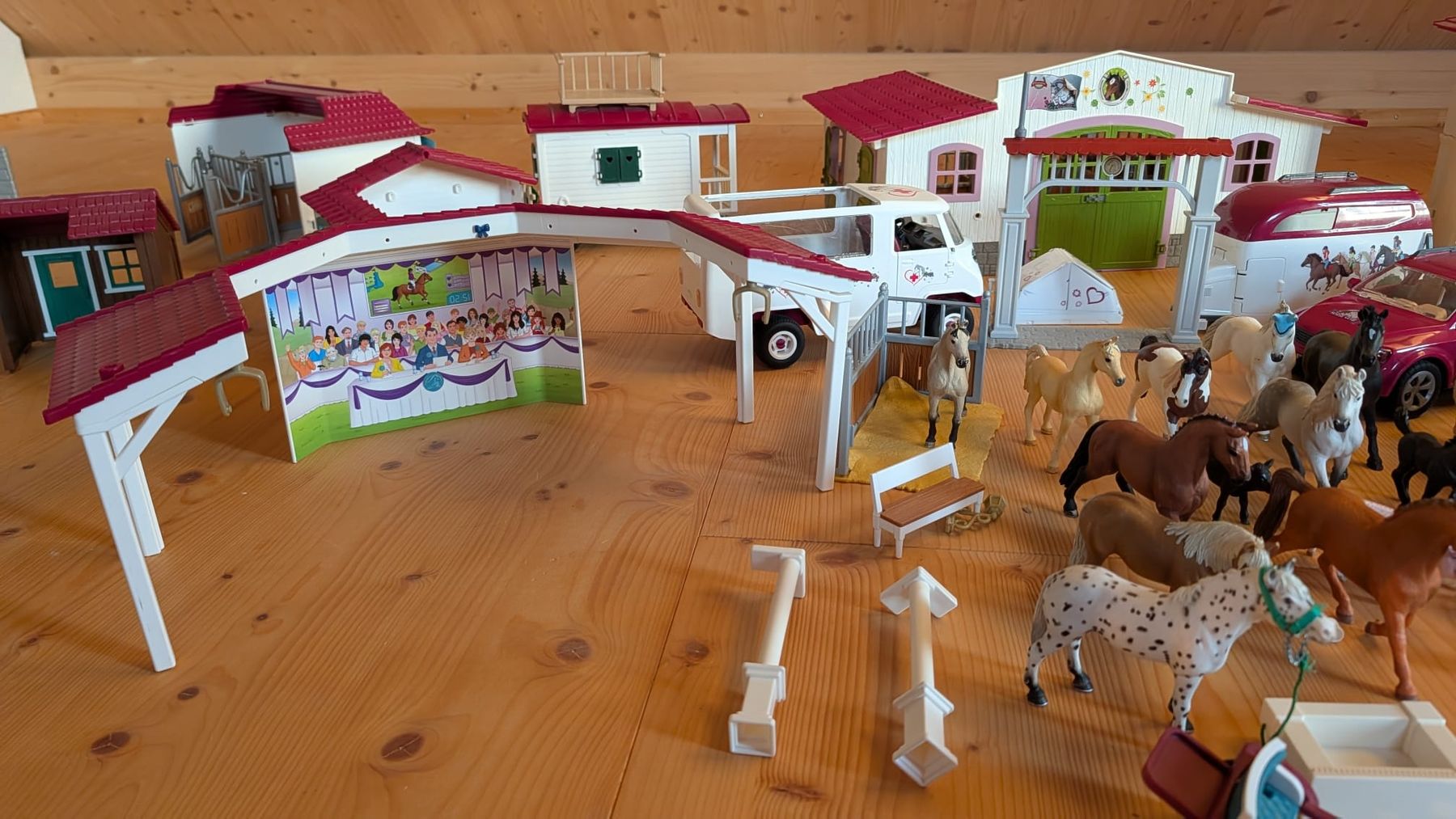Schleich Giocattoli: XXL Paket Schleich Reiterhof – Usato da Lenzburg venduto da chriggiesmalls 2