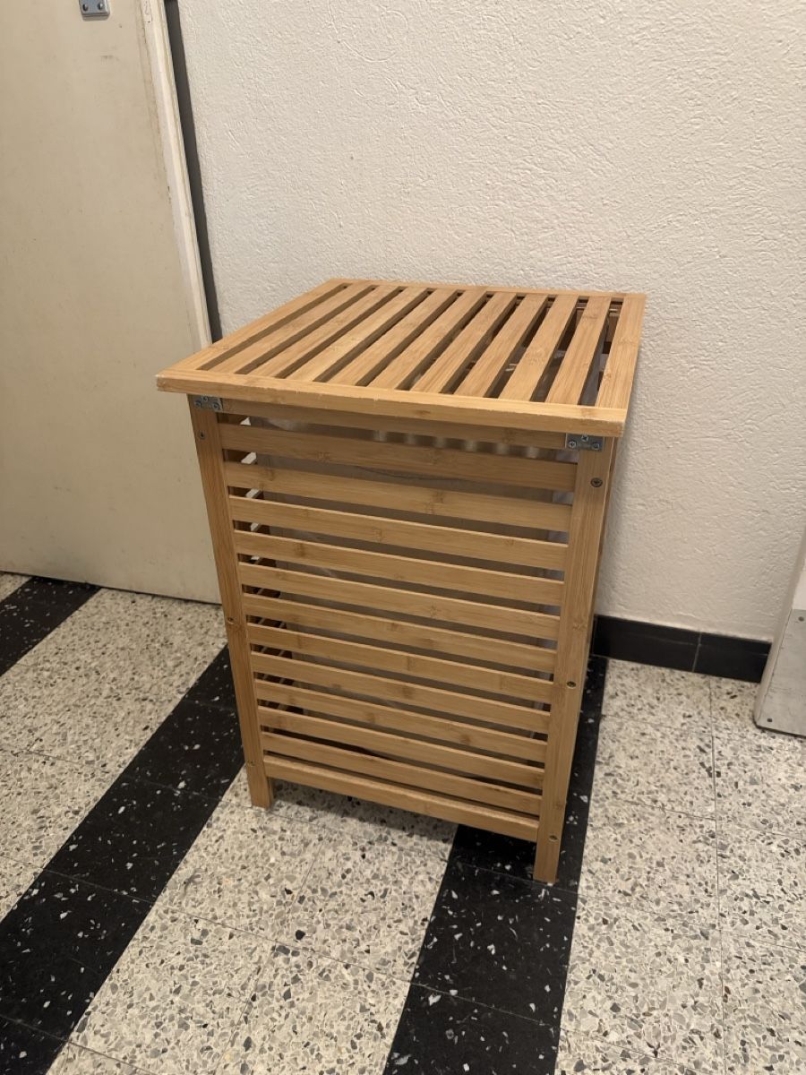 Wäschekörbe: Panier à linge  – Gebraucht aus Court von swaelti01