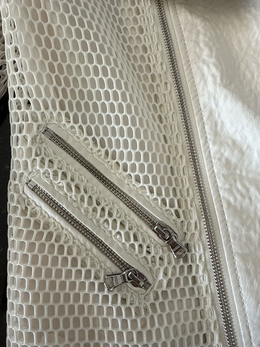 Guess Giacche: GUESS-Jacke – Usato da Adligenswil venduto da Esthee 6