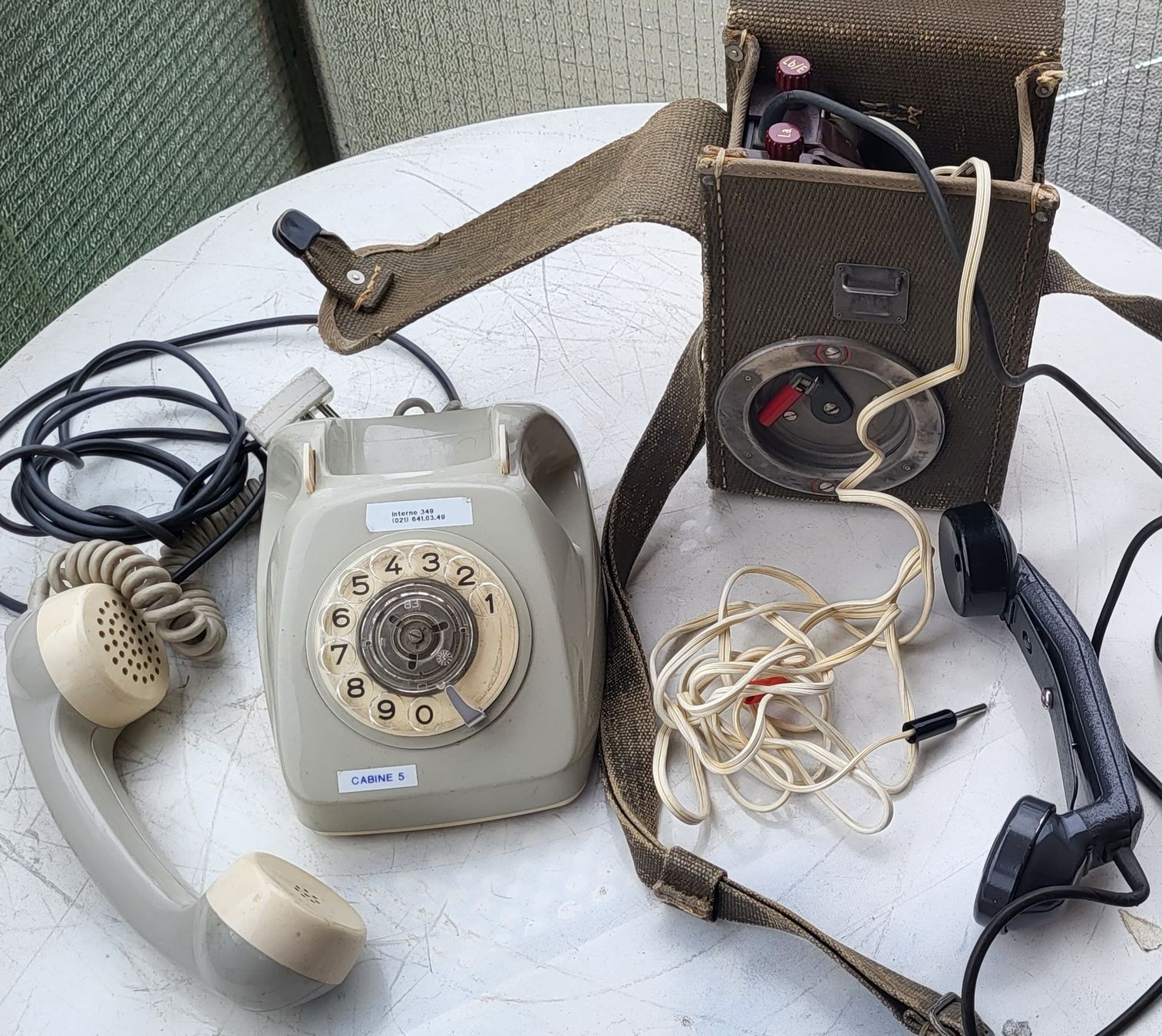 Telefoni: Deux vieux téléphone – Usato da Penthalaz venduto da EvandroLuz 1