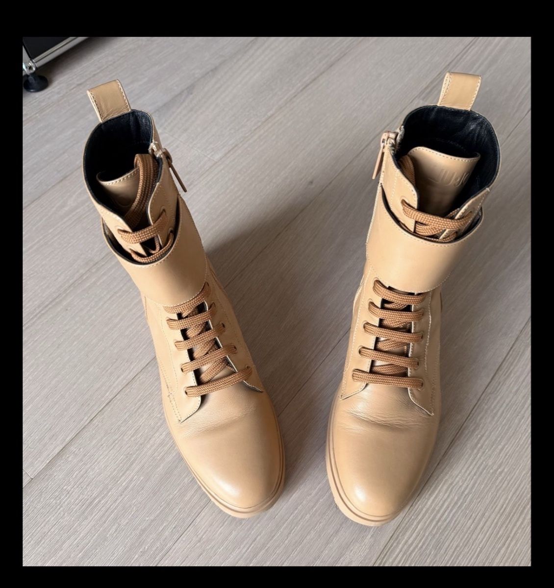 Liu Jo Damenschuhe: Bottes Liu Jo Caramel  – Gebraucht aus Montagny-la-Ville von Sissi-Sissi 3