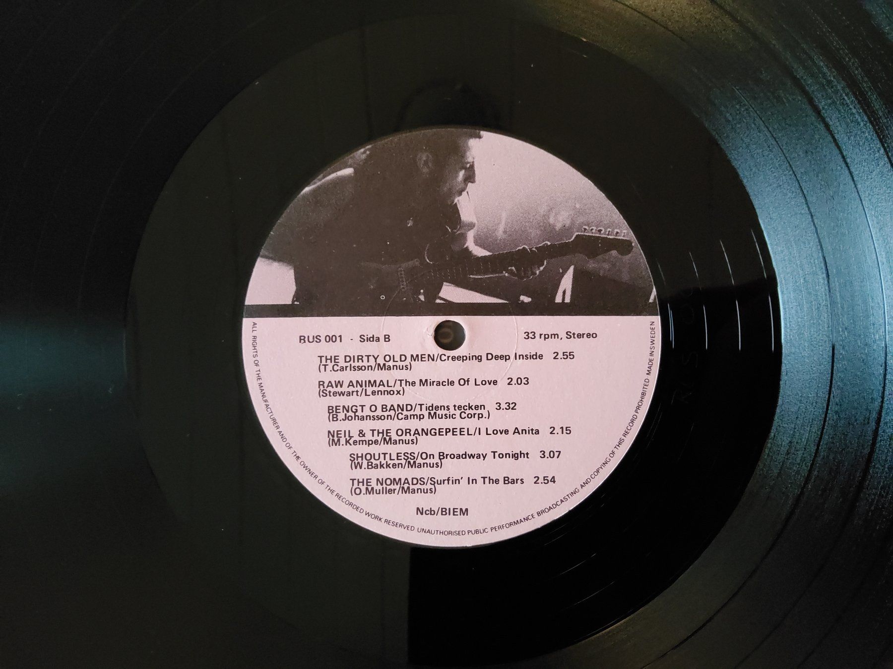 Dischi in vinile: Apromus Compilation / Garage Rock, Punk,New Wave / Various – Nuovo (secondo la descrizione) da Hägendorf venduto da Plattenhardt 4