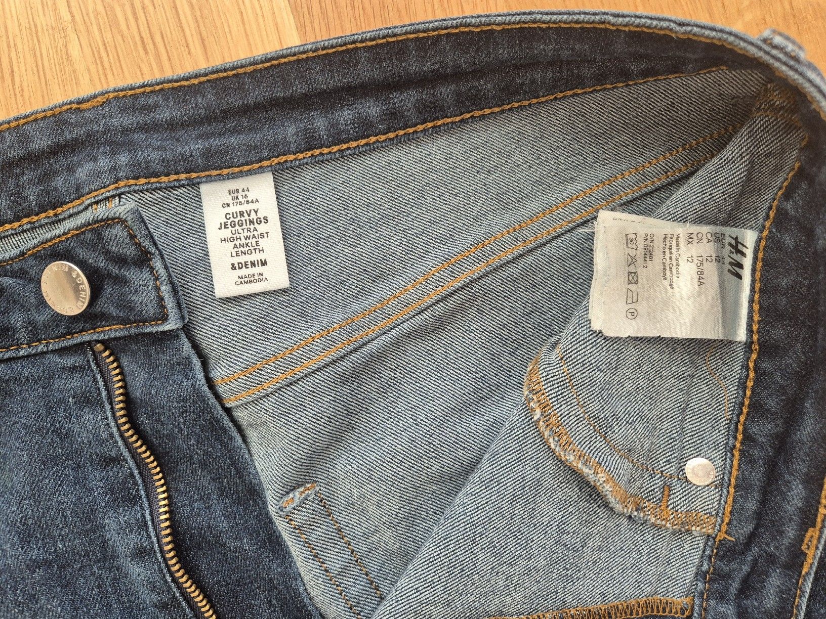 Lotti di vestiti: Set 3 Jeans, gr. 44 – Usato da Basel venduto da Elena_02 8