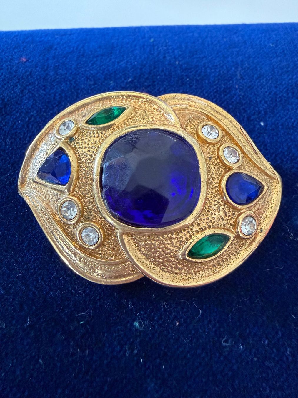 Broschen & Nadeln: Vintage Statement Brosche Goldfarben Blau Gripoix St – Gebraucht aus Walchwil von Maxana 2